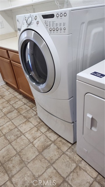 Detail Gallery Image 21 of 30 For 31060 Desert View Ct, Menifee,  CA 92584 - 5 Beds | 3/1 Baths