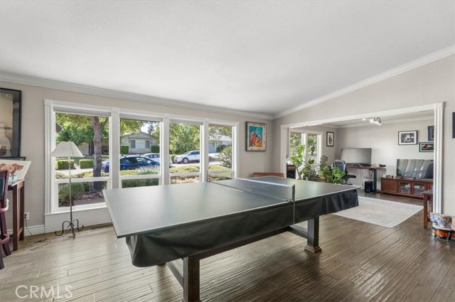 Detail Gallery Image 18 of 53 For 3410 Scenic Dr, Redding,  CA 96001 - 3 Beds | 3 Baths
