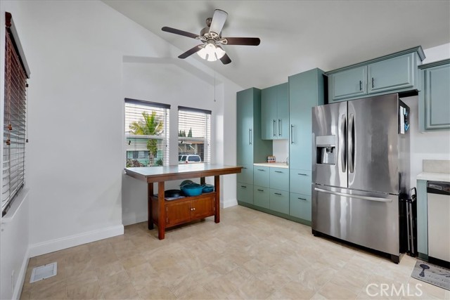 Detail Gallery Image 29 of 71 For 7850 Slater Ave #126,  Huntington Beach,  CA 92647 - 3 Beds | 2 Baths