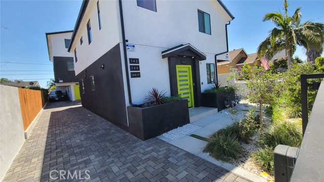 Front Image Thumbnail for CRPW25278122