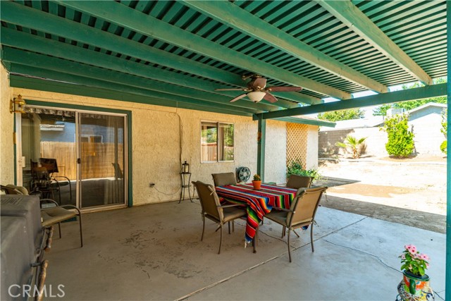37229 Dalzell Street, Palmdale CA: https://media.crmls.org/medias/d6c1cce0-11b1-4da2-86be-2b366a57b836.jpg