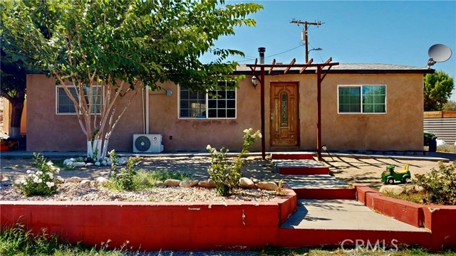 9983 Choiceana Avenue, Hesperia CA: https://media.crmls.org/medias/d6c234d5-d82d-4062-a0fe-87026c750c44.jpg