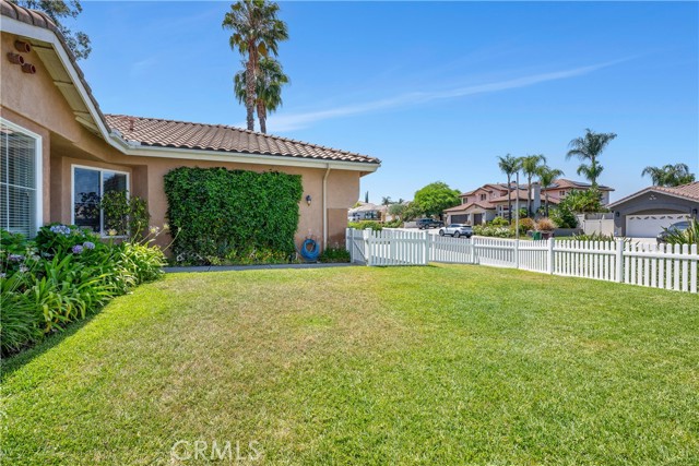 42708 Mountain Shadow Road, Murrieta CA: https://media.crmls.org/medias/d6c2904a-cb2b-4bf7-962b-94bb851e04be.jpg
