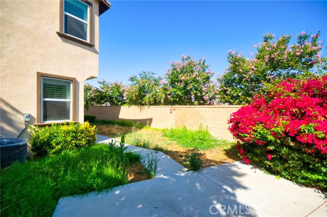 Detail Gallery Image 17 of 18 For 4806 S Apricot, Ontario,  CA 91762 - 5 Beds | 3 Baths