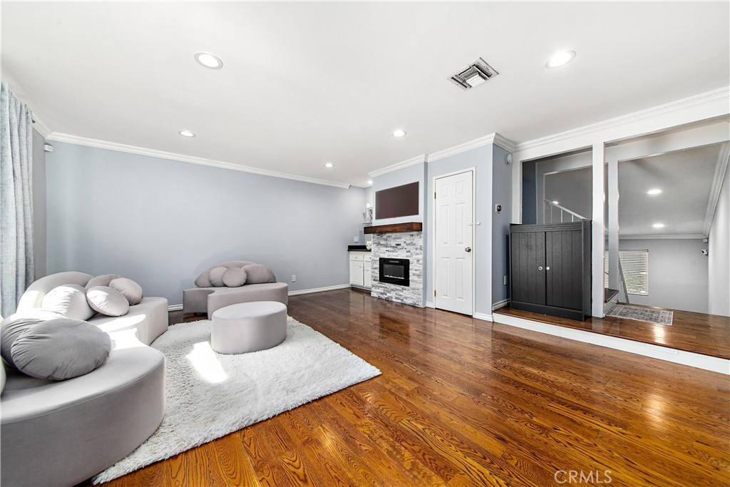 18631 Collins Street #10