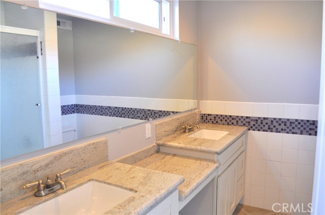 12700 Newport Avenue, Tustin CA: https://media.crmls.org/medias/d6c39414-f528-431e-95ca-341bd70eaaa4.jpg