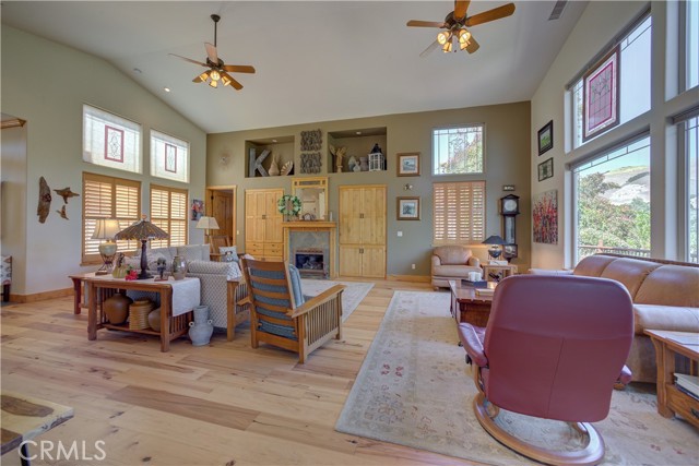 670 Highland Hills Road, Nipomo CA: https://media.crmls.org/medias/d6c3a7c6-d8a7-4676-b87d-5fae674f0be4.jpg