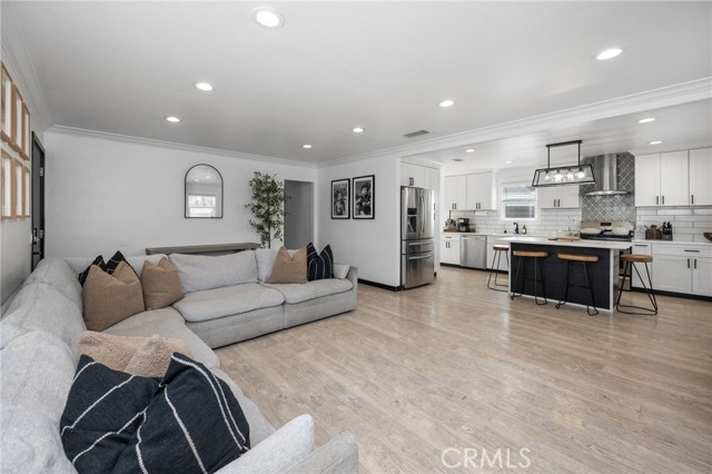 Detail Gallery Image 4 of 54 For 2780 W Stanley, Anaheim,  CA 92801 - 4 Beds | 2 Baths