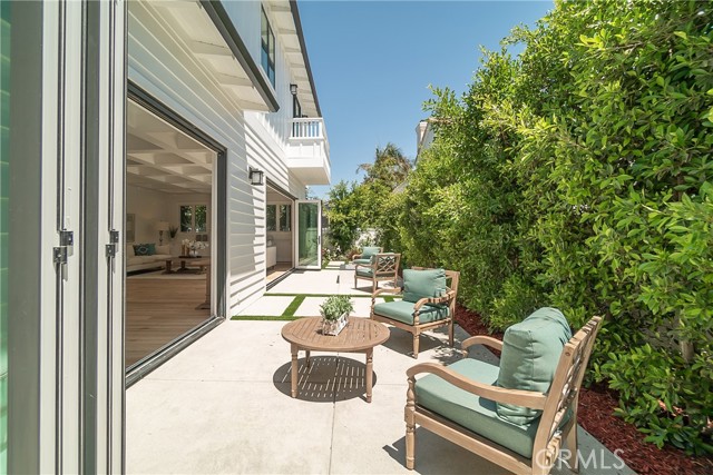 918 Peck Avenue, Manhattan Beach, California 90266, 5 Bedrooms Bedrooms, ,4 BathroomsBathrooms,Residential,Sold,Peck,SB21171267