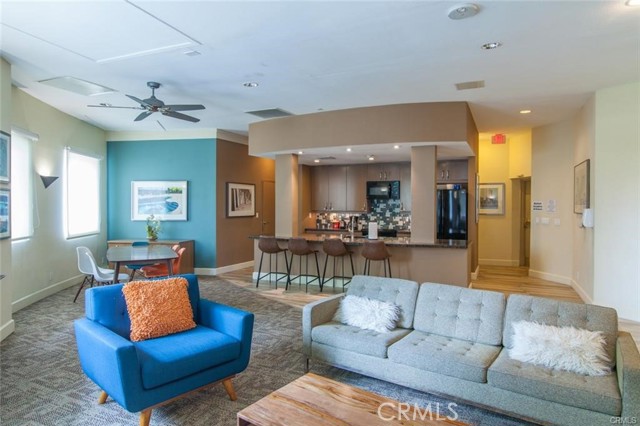 700 E Ocean Boulevard, Long Beach CA: https://media.crmls.org/medias/d6c4a517-9833-45b0-8713-d85b627b69f2.jpg