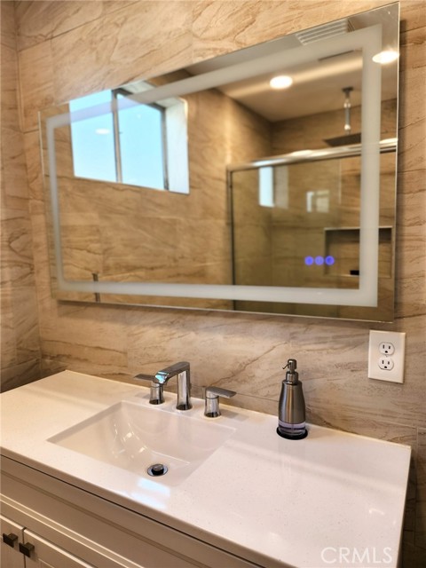 4297 Moonstone Drive, Los Angeles CA: https://media.crmls.org/medias/d6c4adfe-758c-4449-82d8-50db16c9d1e1.jpg
