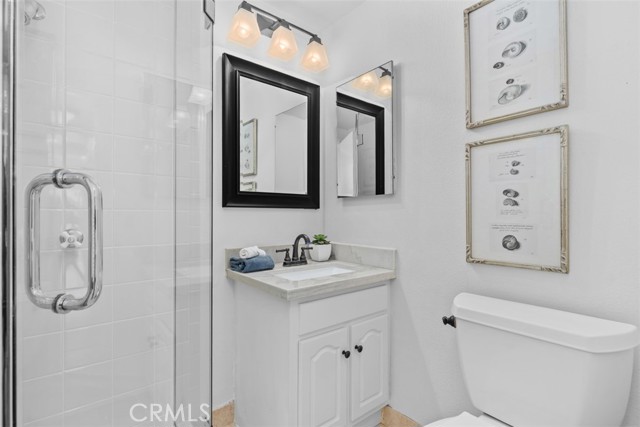 Detail Gallery Image 24 of 31 For 525 Vista Flora, Newport Beach,  CA 92660 - 3 Beds | 2/1 Baths