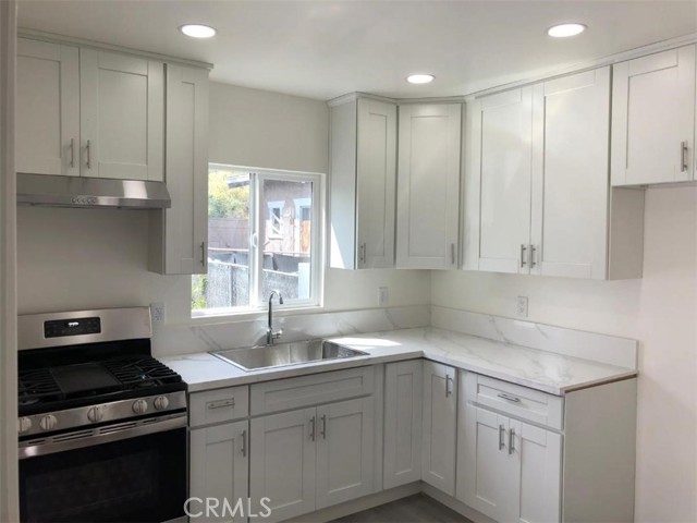 Detail Gallery Image 10 of 21 For 6563 Kansas Ave, Los Angeles,  CA 90044 - 2 Beds | 1 Baths