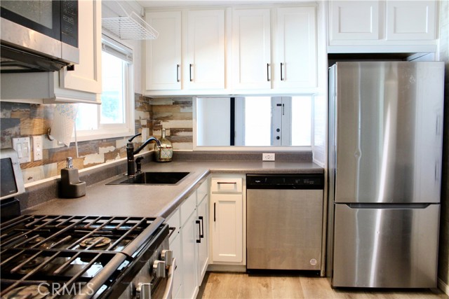 601 N Kirby Street, Hemet CA: https://media.crmls.org/medias/d6c750ed-d812-41ef-95e3-207709602282.jpg