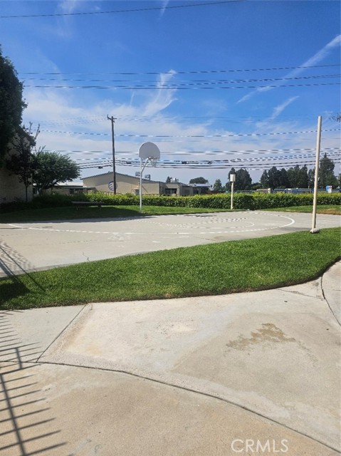 2681 W Cameron Court, Anaheim CA: https://media.crmls.org/medias/d6c9de7f-aff3-4209-ae1a-25f226756cce.jpg