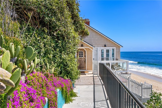 125 Saint Anns Drive, Laguna Beach, California 92651, 3 Bedrooms Bedrooms, ,3 BathroomsBathrooms,Residential Lease,For Rent,125 Saint Anns Drive,CROC24095066