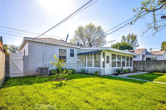 Detail Gallery Image 18 of 25 For 6621 Lindley Ave, Reseda,  CA 91335 - 3 Beds | 1 Baths