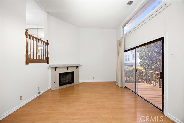 Detail Gallery Image 12 of 36 For 1006 Arcadia #D,  Arcadia,  CA 91007 - 2 Beds | 3 Baths