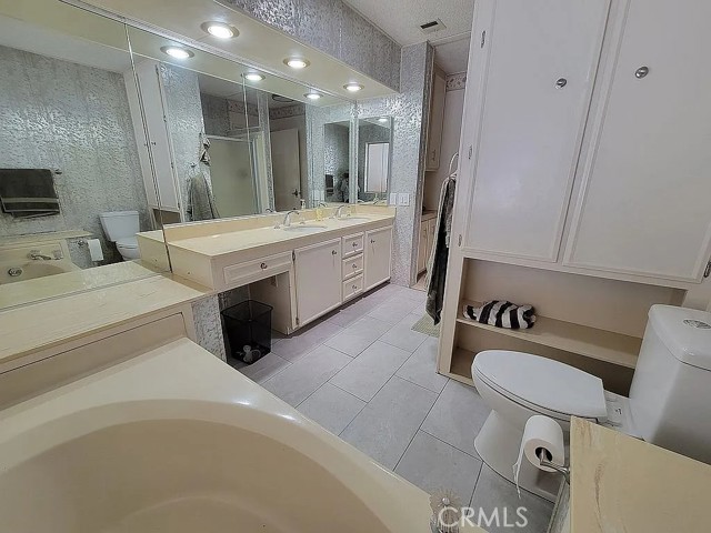18 Tahquitz Court, Camarillo CA: https://media.crmls.org/medias/d6cd3db2-3b9a-4df9-a5cd-646c761ad0d0.jpg