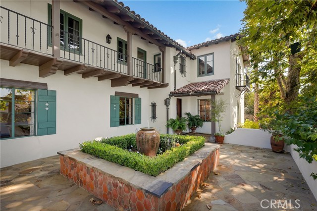 Detail Gallery Image 3 of 53 For 11572 Cielo Pl, North Tustin,  CA 92705 - 4 Beds | 3/1 Baths