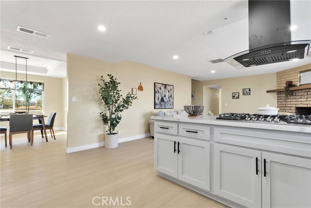 15130 Flathead Road, Apple Valley CA: https://media.crmls.org/medias/d6ce3d66-1251-45b5-b55d-4182c787ded9.jpg
