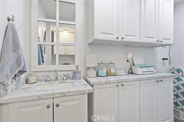 Detail Gallery Image 15 of 42 For 6600 E Ocean, Long Beach,  CA 90803 - 3 Beds | 3/1 Baths