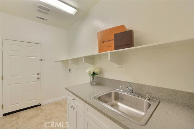 Detail Gallery Image 43 of 54 For 6727 Carnelian St, Jurupa Valley,  CA 91752 - 4 Beds | 2 Baths