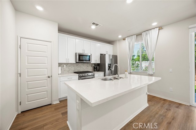 247 Lockhart Way, West Covina CA: https://media.crmls.org/medias/d6cef726-6c73-4e8c-9f03-514bec13fba4.jpg
