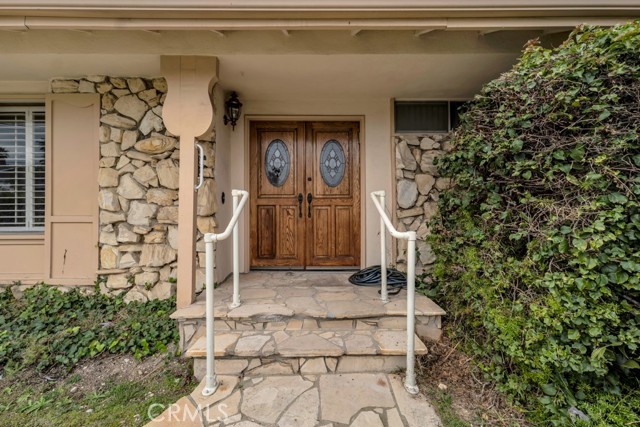4469 Estrondo Drive photo 3