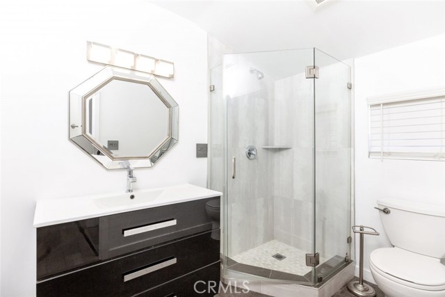 Detail Gallery Image 21 of 31 For 7773 Cherrystone Ave, Van Nuys,  CA 91402 - 3 Beds | 2 Baths