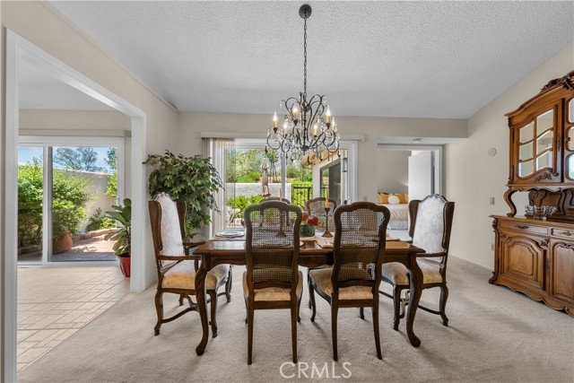 Detail Gallery Image 6 of 44 For 621 Westchester Ln, Thousand Oaks,  CA 91320 - 3 Beds | 2/1 Baths
