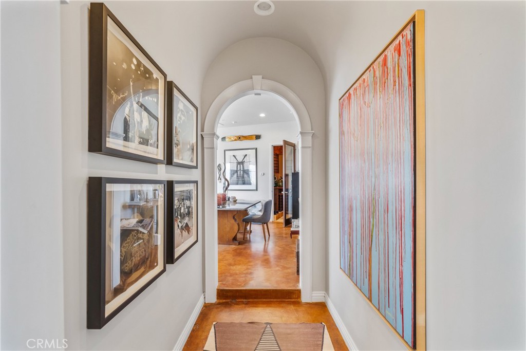 https://media.crmls.org/medias/d6d09123-1257-4460-8649-69b8f27969bf.jpg?preset=X-Large