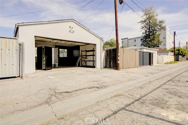 Detail Gallery Image 26 of 26 For 12156 Vanowen St, North Hollywood,  CA 91605 - 2 Beds | 1 Baths