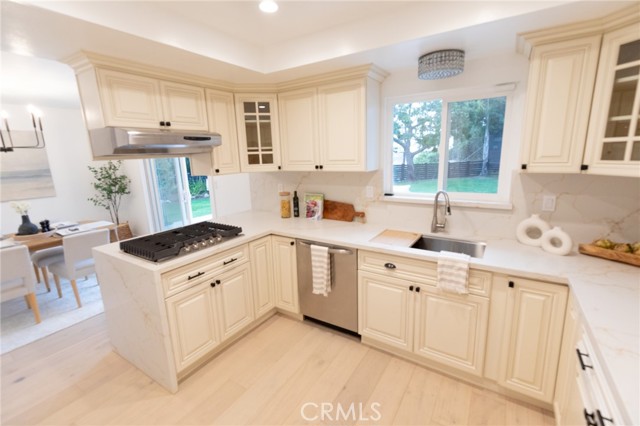 1120 Ysabel Street, Redondo Beach, California 90277, 4 Bedrooms Bedrooms, ,1 BathroomBathrooms,Residential,Sold,Ysabel,SB23132892