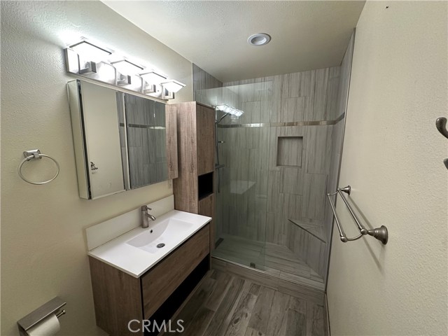 2037 Coast Hwy, Laguna Beach CA: https://media.crmls.org/medias/d6d0f867-85da-4ac6-8392-b1f2059d4bb8.jpg
