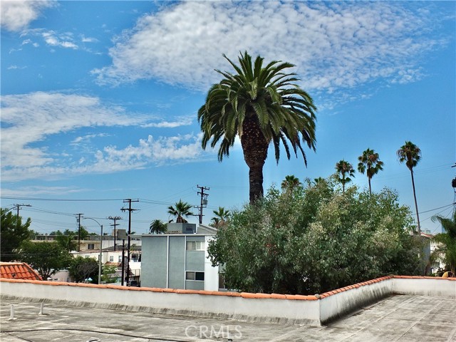 Detail Gallery Image 34 of 74 For 2805 E 3rd Street #10 #10,  Long Beach,  CA 90814 - 2 Beds | 2 Baths