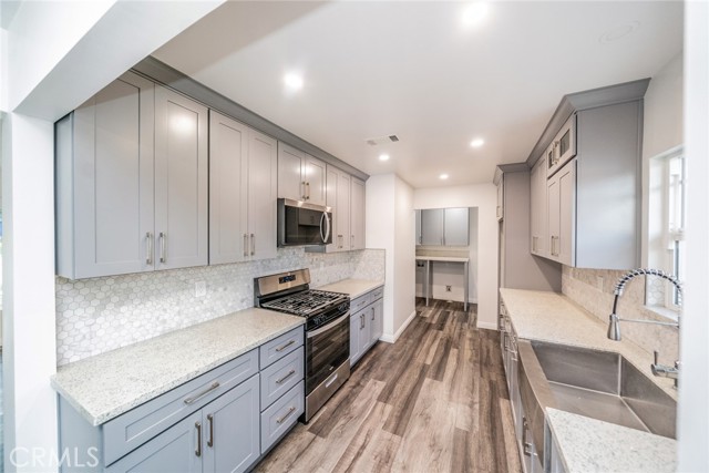 Detail Gallery Image 7 of 28 For 565 E 40th St, San Bernardino,  CA 92404 - 3 Beds | 2 Baths