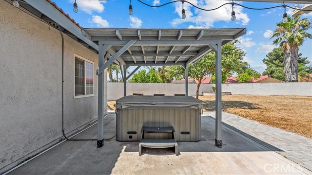 Detail Gallery Image 23 of 36 For 18432 Mindanao St, Bloomington,  CA 92316 - 3 Beds | 2 Baths