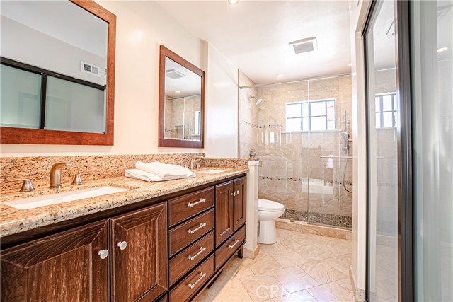 Detail Gallery Image 53 of 66 For 2971 Plaza Del Amo #201,  Torrance,  CA 90503 - 2 Beds | 2/1 Baths