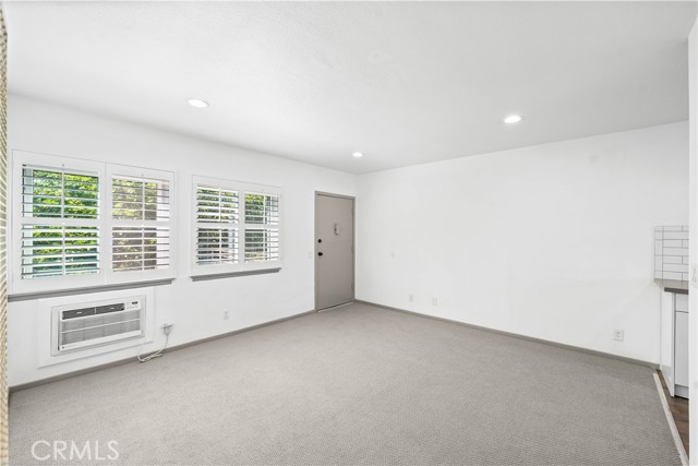 Detail Gallery Image 5 of 20 For 7135 Coldwater Canyon Ave #16,  North Hollywood,  CA 91605 - 2 Beds | 1 Baths