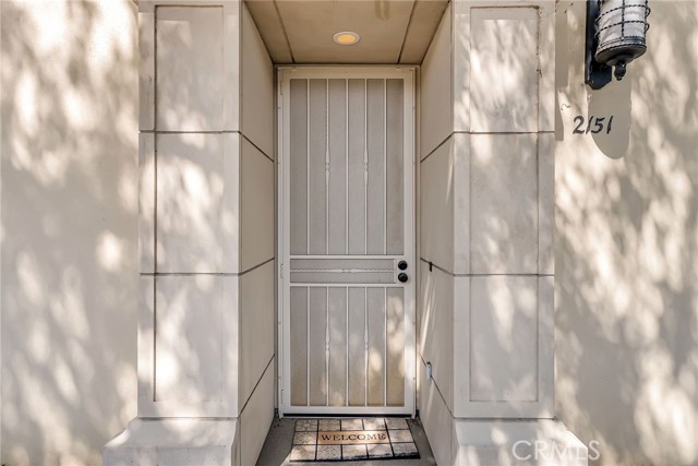 2151 Atlantic Avenue, Long Beach CA: https://media.crmls.org/medias/d6d328cb-3952-4e72-84f2-88a8acccf8ff.jpg