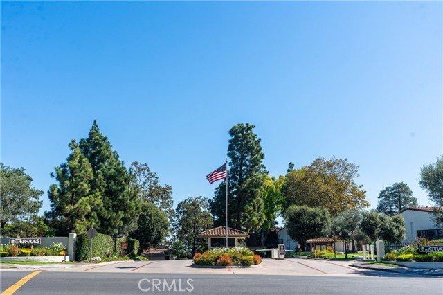 142 Aspen Way, Rolling Hills Estates, California 90274, 3 Bedrooms Bedrooms, ,2 BathroomsBathrooms,Residential,Sold,Aspen,DW21232324
