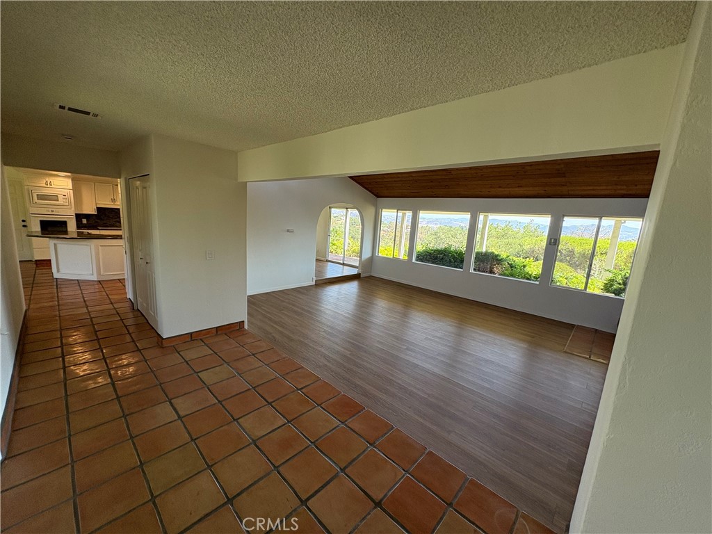 MLS #TR25219476 image #14