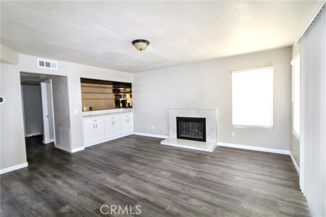 13083 Raenette Way, Moreno Valley CA: https://media.crmls.org/medias/d6d4c3a0-79eb-4295-8279-7c7d6c3625bb.jpg