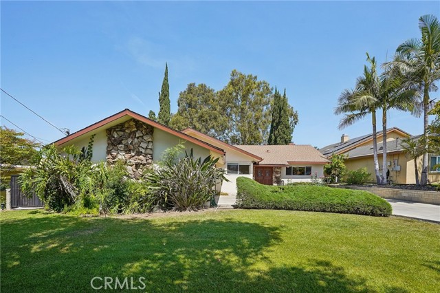 11525 Sunnybrook Lane, Whittier CA: https://media.crmls.org/medias/d6d4d9dd-3ff5-497e-b8f5-f56bdc0b6b7f.jpg