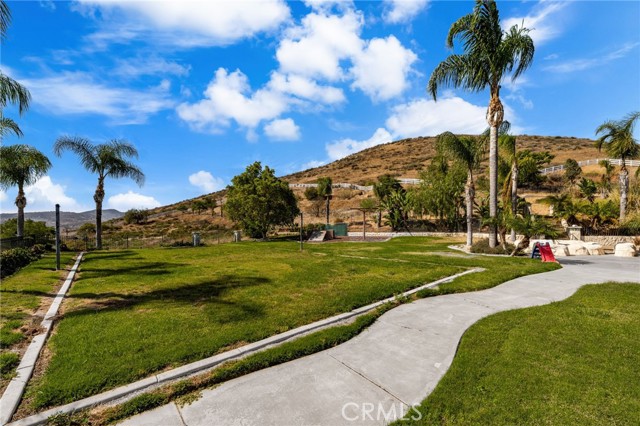Detail Gallery Image 53 of 71 For 18936 Summerleaf Ln, Riverside,  CA 92504 - 4 Beds | 3/1 Baths