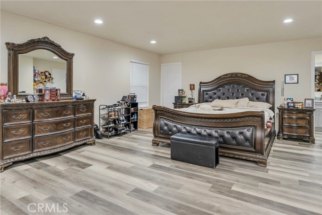 Detail Gallery Image 9 of 16 For 6932 Meadowbrook Dr, Clearlake,  CA 95422 - 3 Beds | 2 Baths