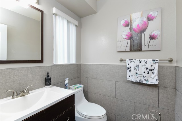 Detail Gallery Image 16 of 20 For 10142 Samoa Ave #8,  Tujunga,  CA 91042 - 3 Beds | 2/1 Baths