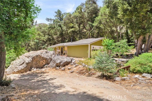 Detail Gallery Image 12 of 37 For 501 S Mountain Ave, Mt Baldy,  CA 91759 - 8 Beds | 4 Baths
