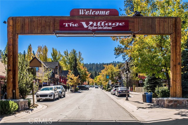 Detail Gallery Image 42 of 48 For 42662 Juniper Dr, Big Bear Lake,  CA 92315 - 3 Beds | 2 Baths